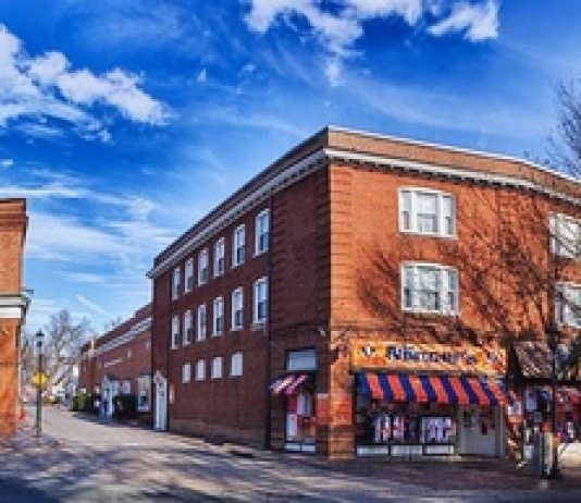 UVa Students Look Forward to Midsummers in Charlottesville