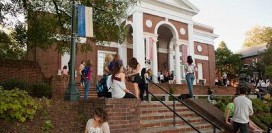 Love is in the Air at the Fralin